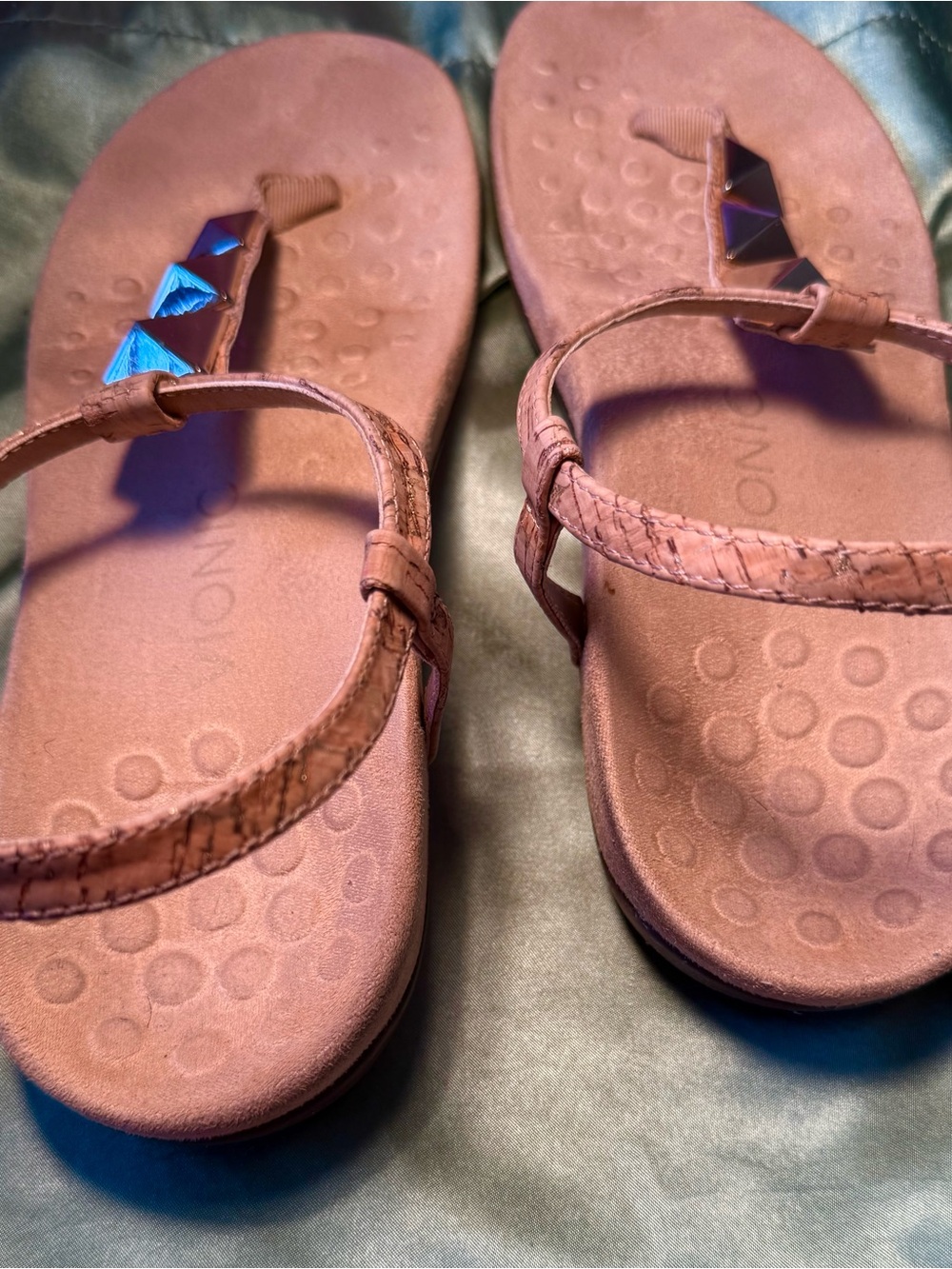 Vionic T-Strap Sandals - Picture 4 of 8